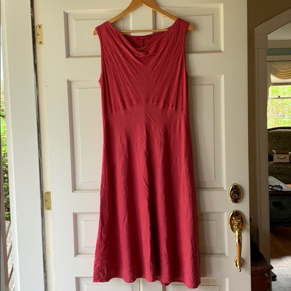 Cut loose dress - Picture 3 of 7